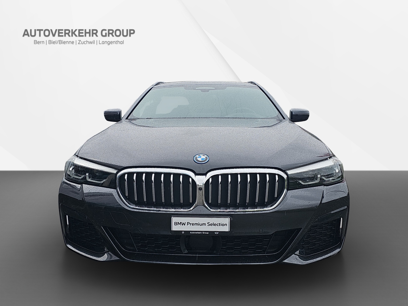 BMW 530e xDrive M Sport Tour.-showroom-element-1