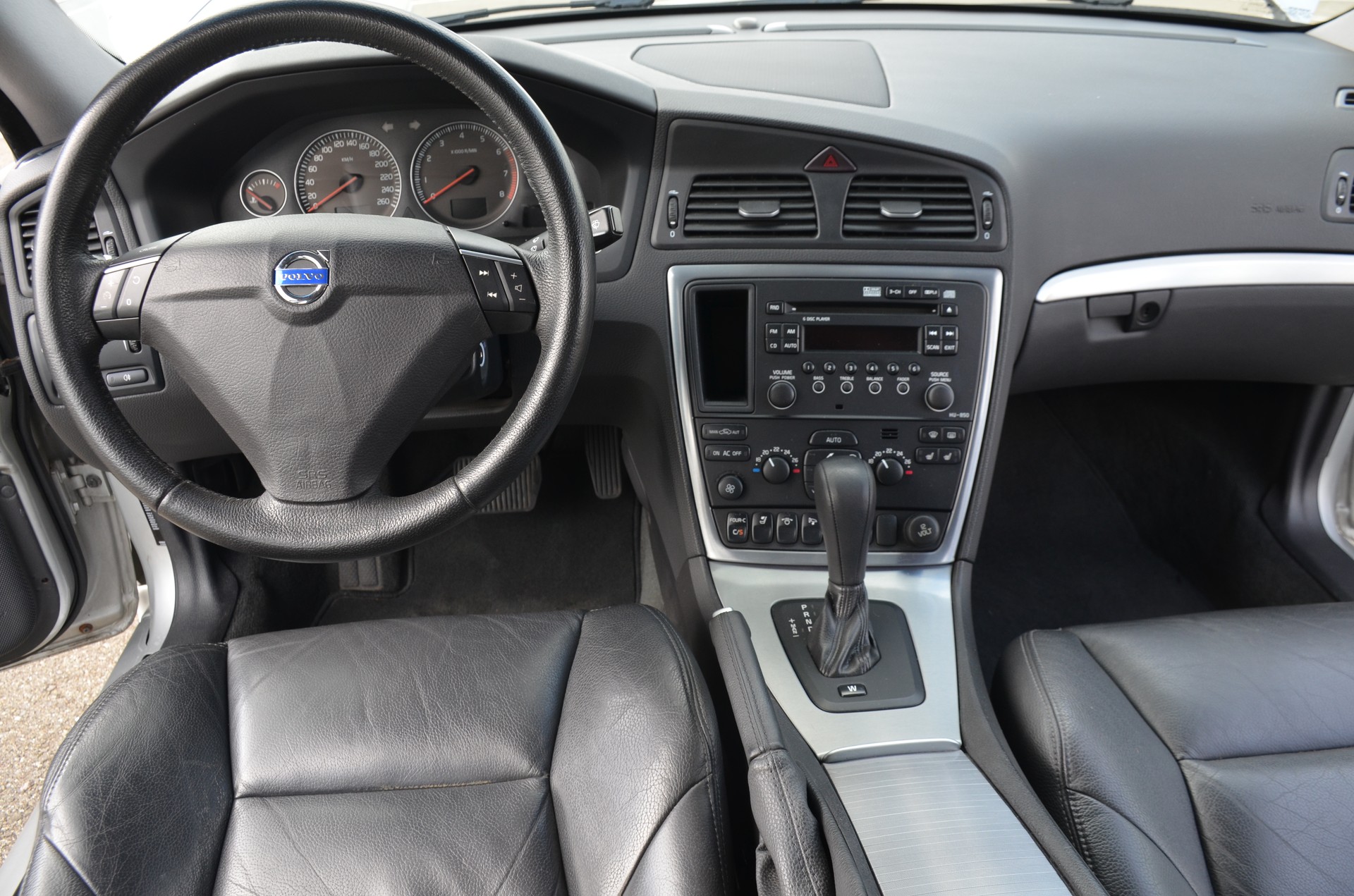 VOLVO S60 2.5T Stockholm Geartronic-image-14