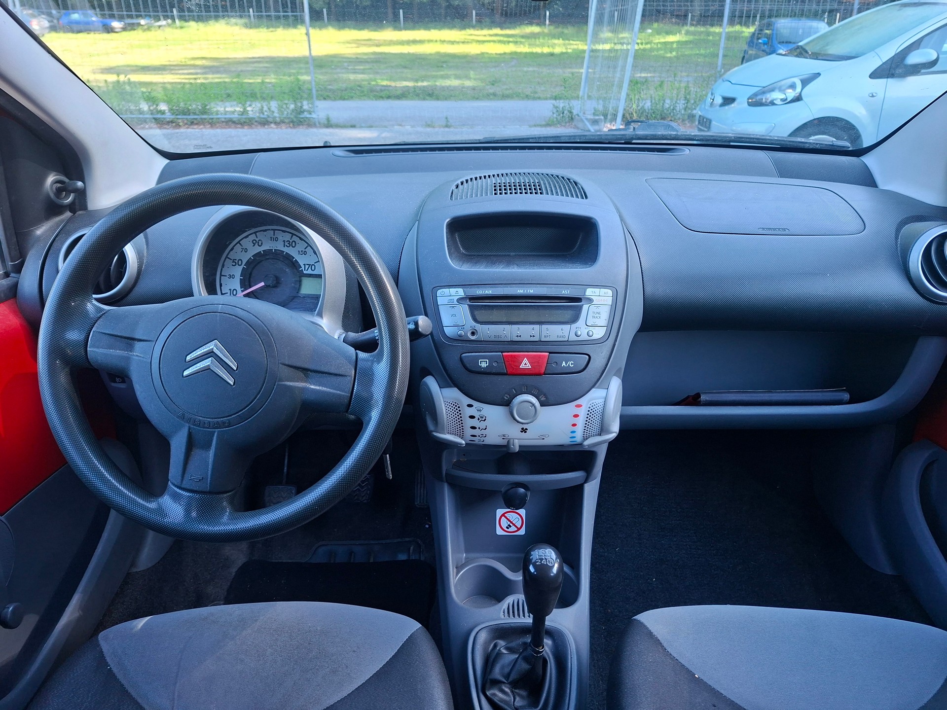 CITROEN C1 1.0i Essentiel (X)-image-6