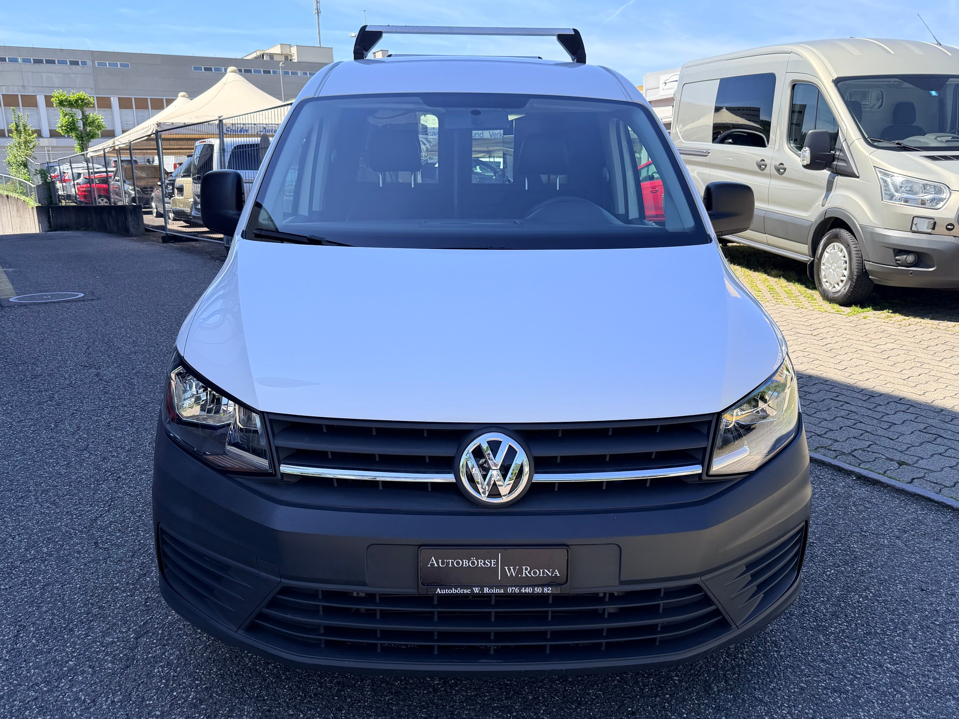 VW Caddy Maxi 1.0TSI BlueMotion Technology-image-7