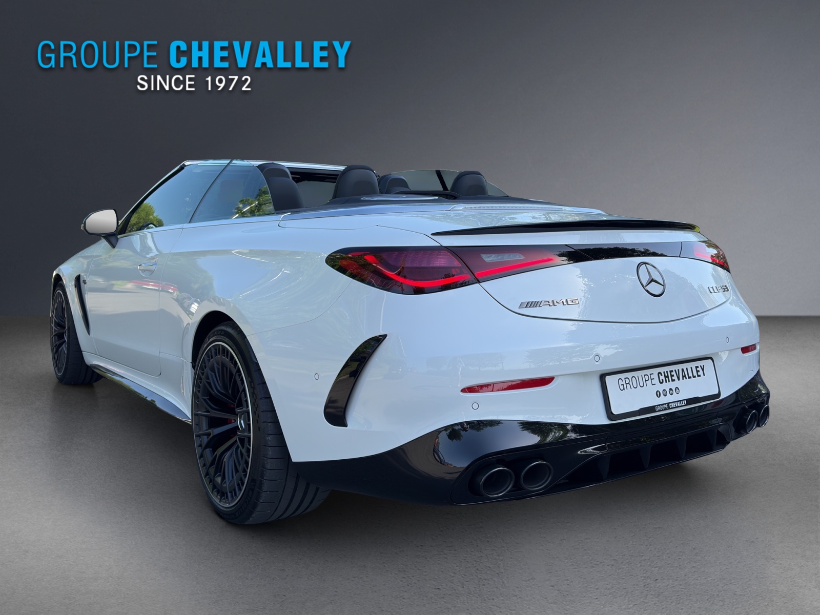 MERCEDES-BENZ CLE AMG 53 Cabrio 4Matic+ 9G-Tronic-showroom-element-3