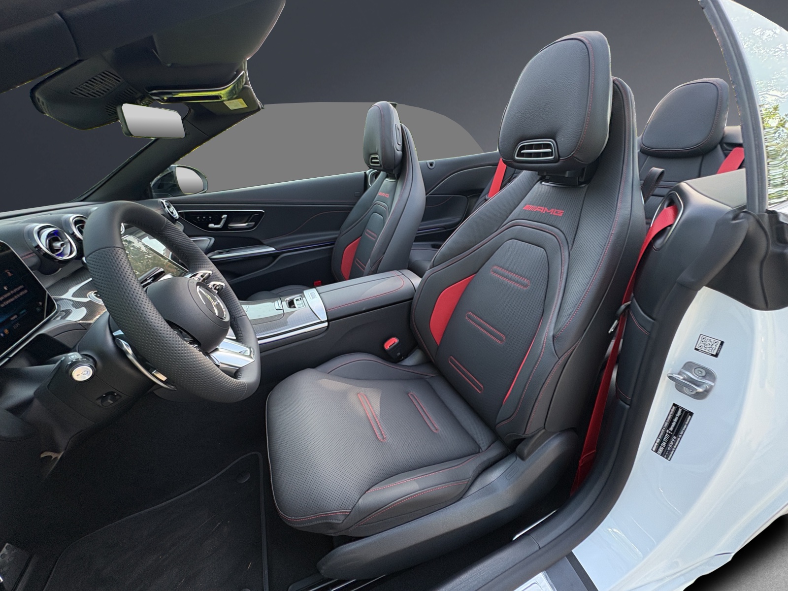 MERCEDES-BENZ CLE AMG 53 Cabrio 4Matic+ 9G-Tronic-image-8