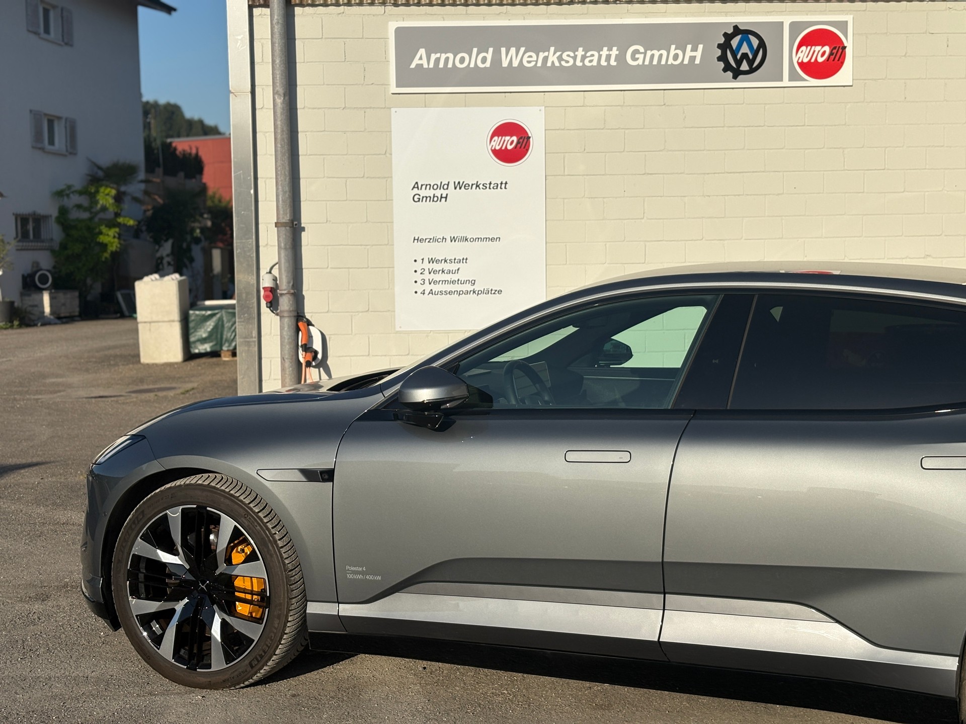POLESTAR Polestar 4 Long Range Dual 100kWh-image-2