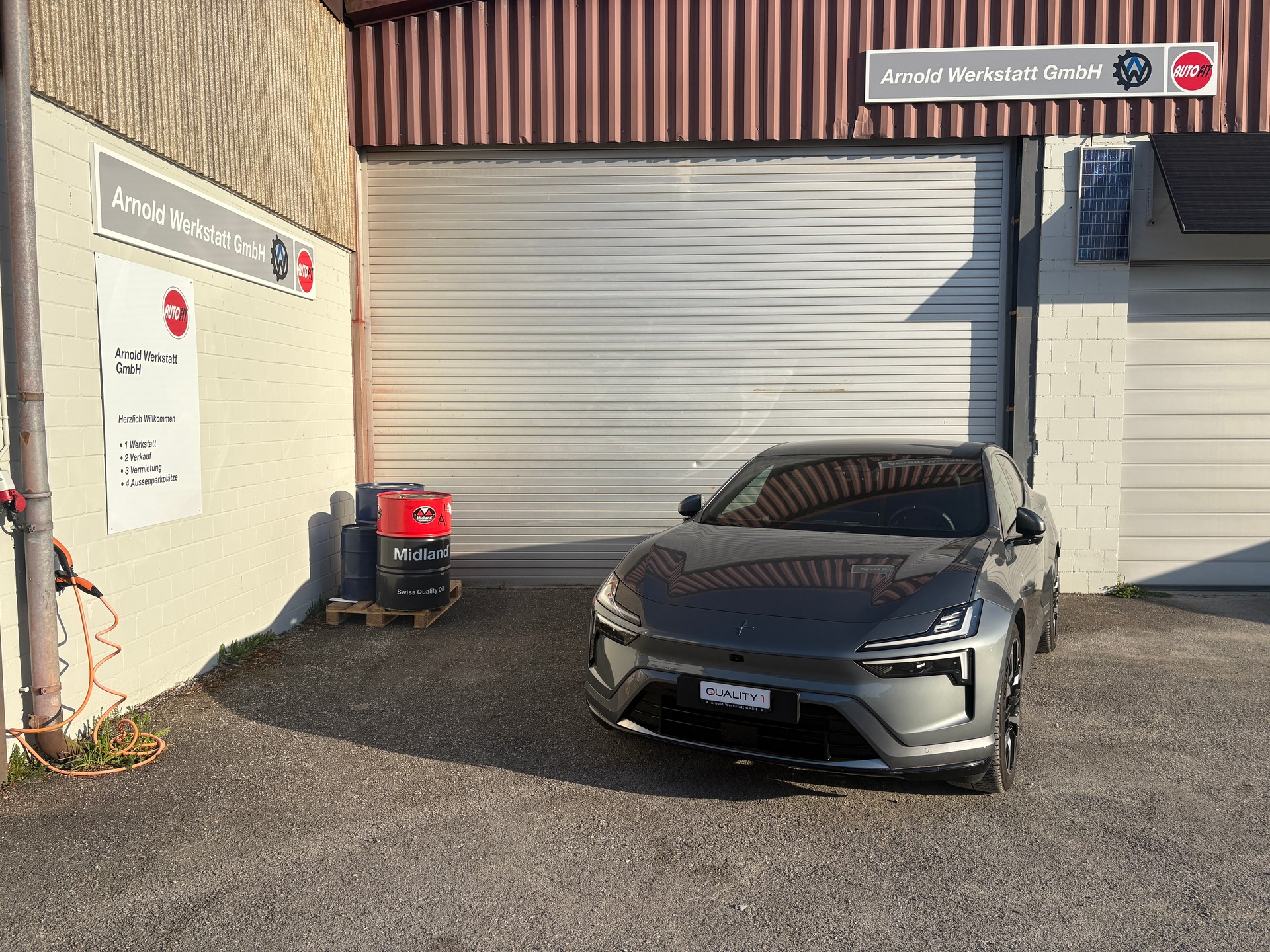 POLESTAR Polestar 4 Long Range Dual 100kWh-image-1