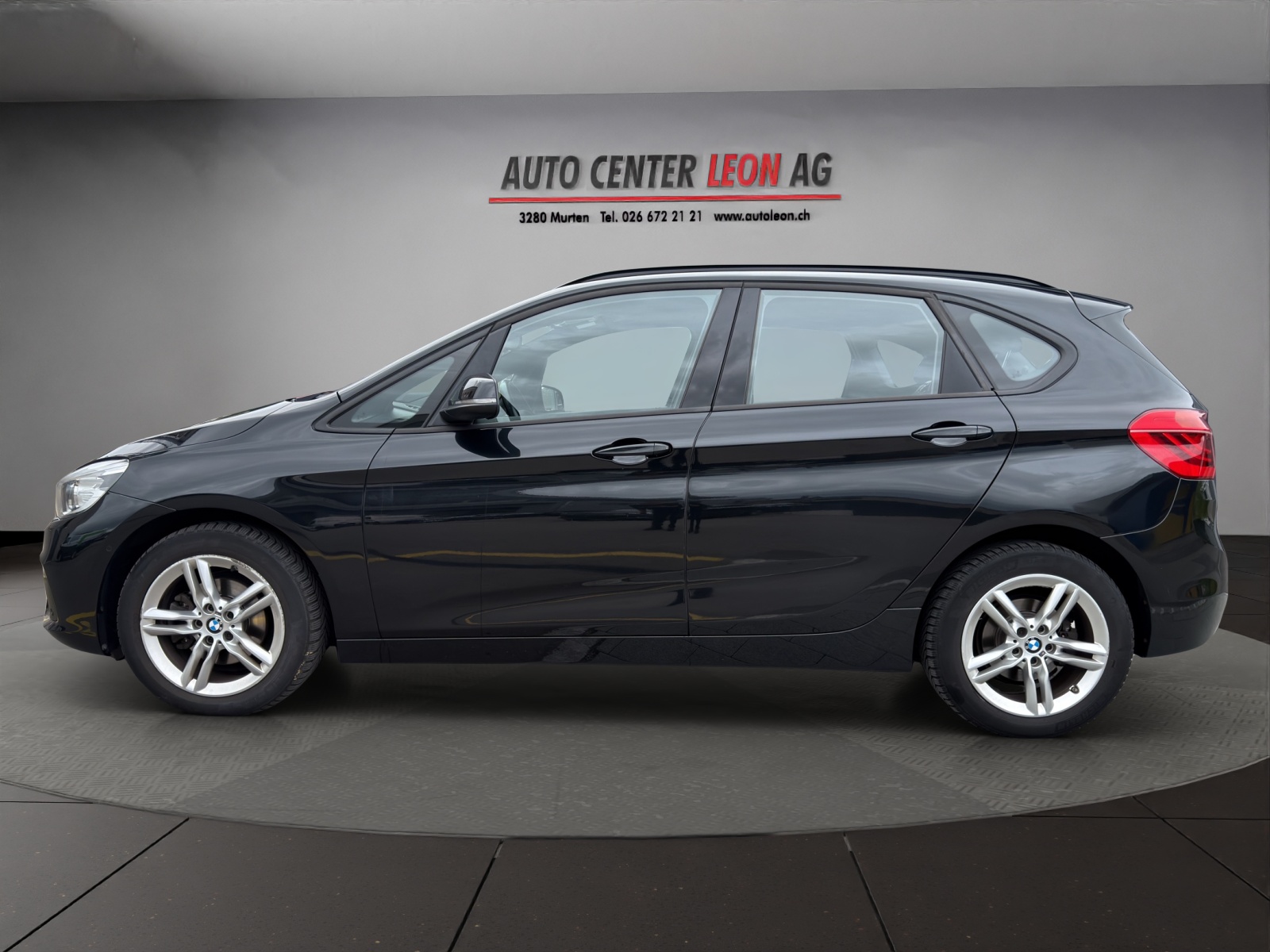 BMW 218d xDrive Active Tourer Steptronic-showroom-element-2