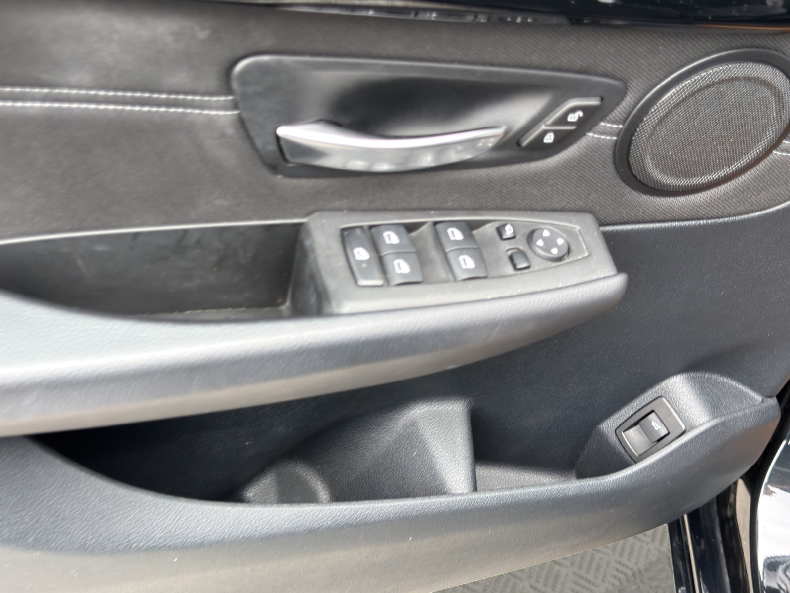 BMW 218d xDrive Active Tourer Steptronic-image-11