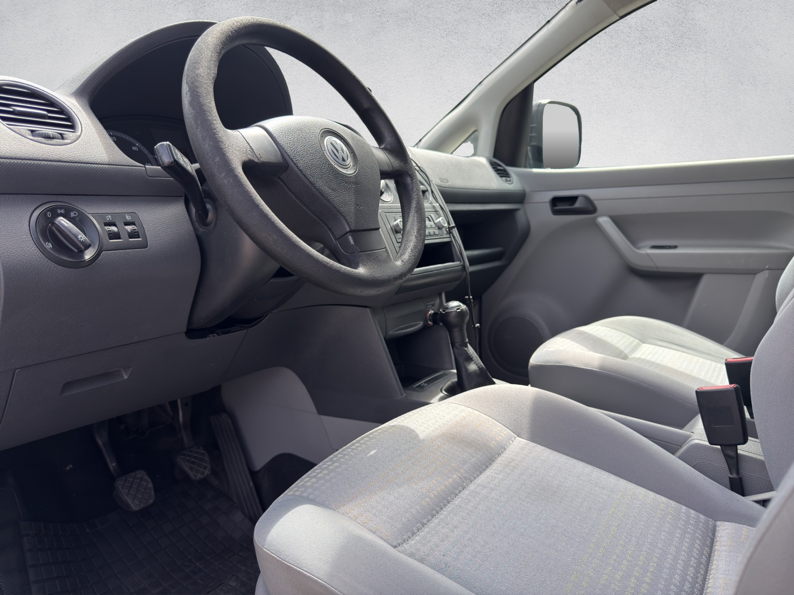 VW Caddy Maxi 1.9TDI-image-12