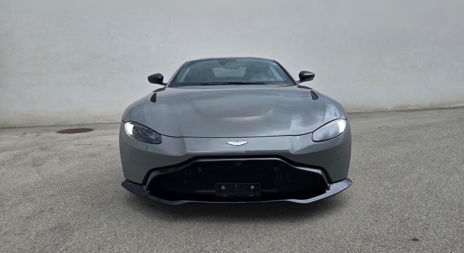 ASTON MARTIN V8 Vantage 4.0 Coupé-image-3