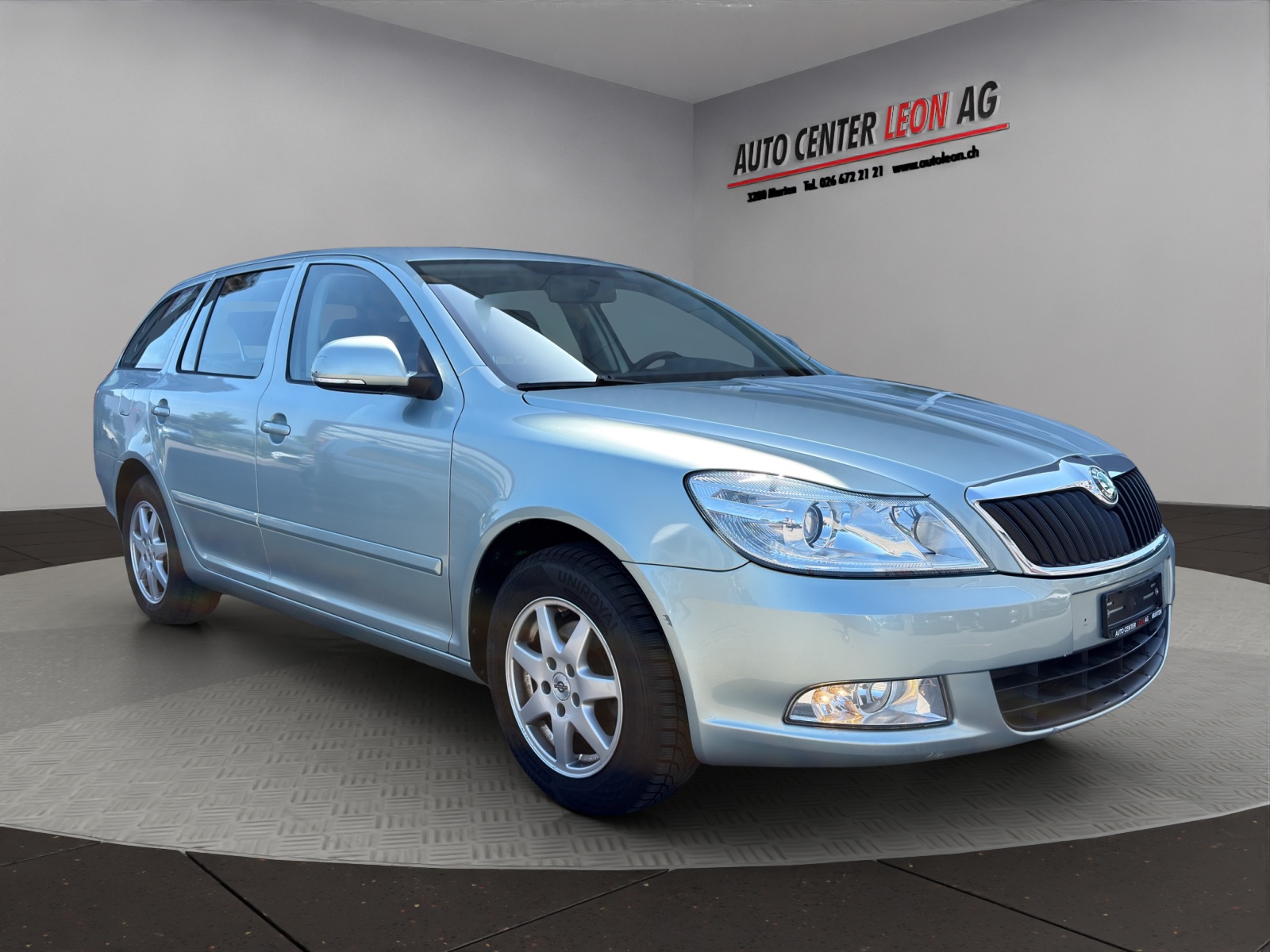 SKODA Octavia Combi 1.4 TSI Ambition-image-7