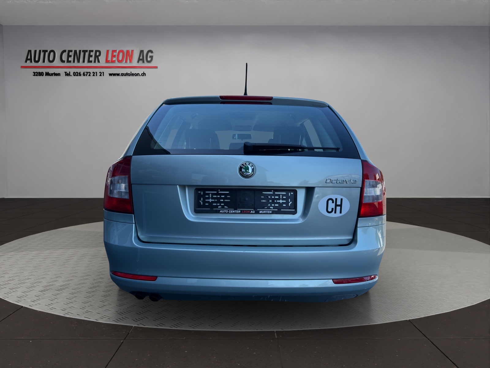 SKODA Octavia Combi 1.4 TSI Ambition-image-4