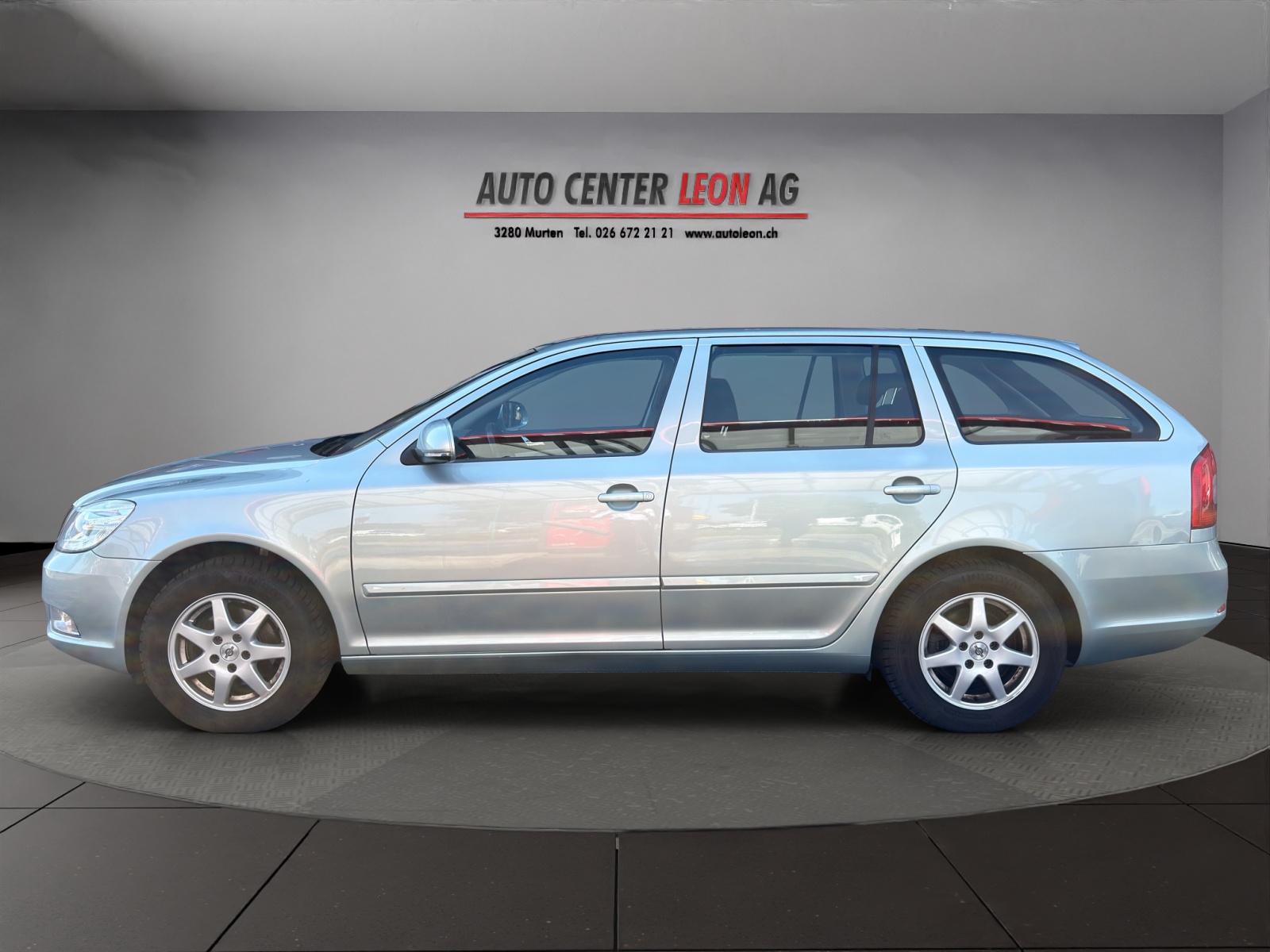 SKODA Octavia Combi 1.4 TSI Ambition-showroom-element-2
