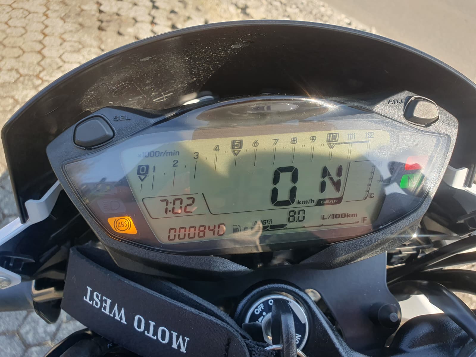 SUZUKI SV 650 Sport Edition ABS (35kW)-image-2