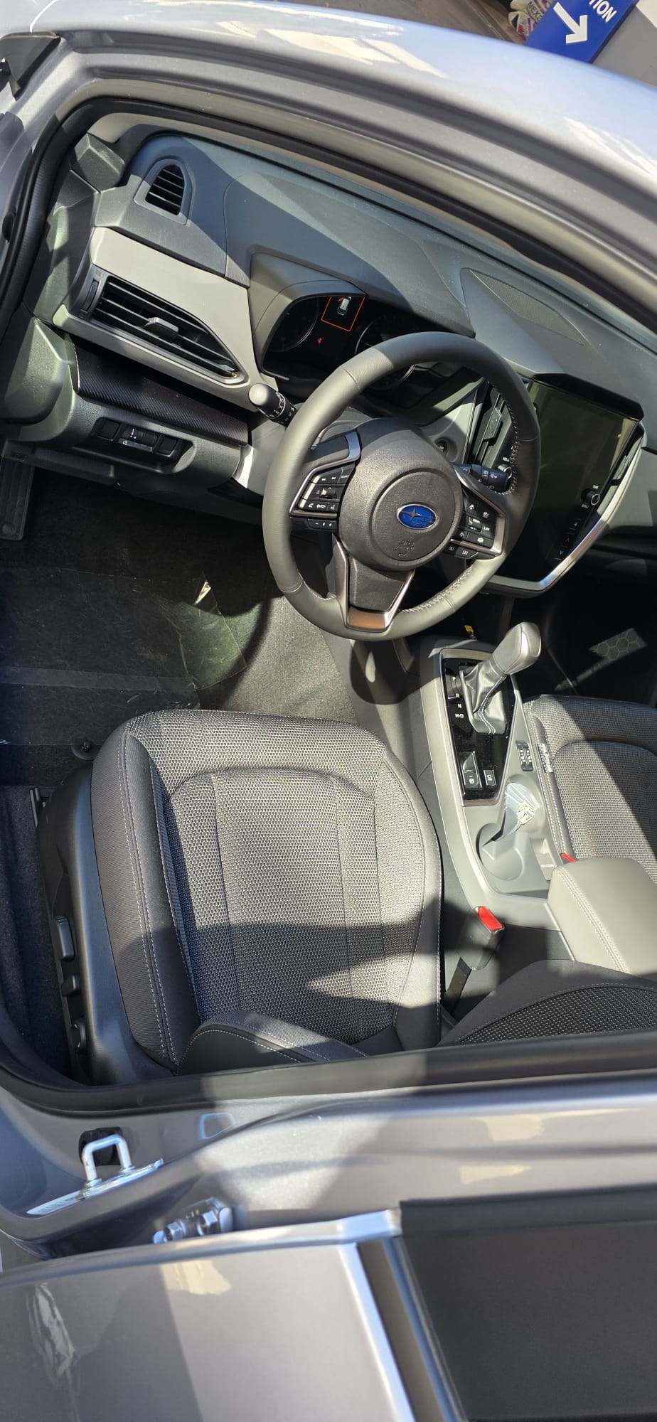 SUBARU Crosstrek 2.0 e-Boxer Swiss Plus AWD Lineartronic-image-4
