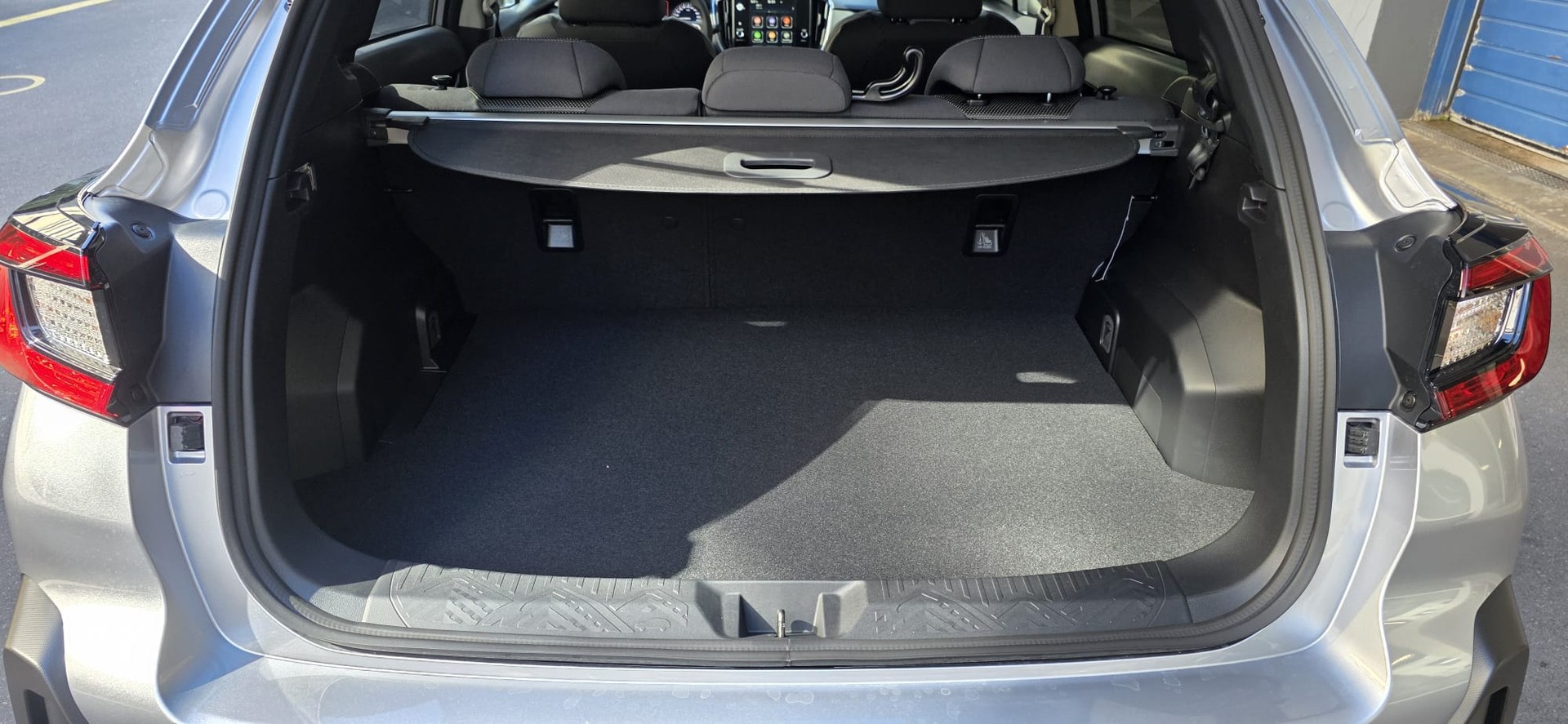 SUBARU Crosstrek 2.0 e-Boxer Swiss Plus AWD Lineartronic-image-19