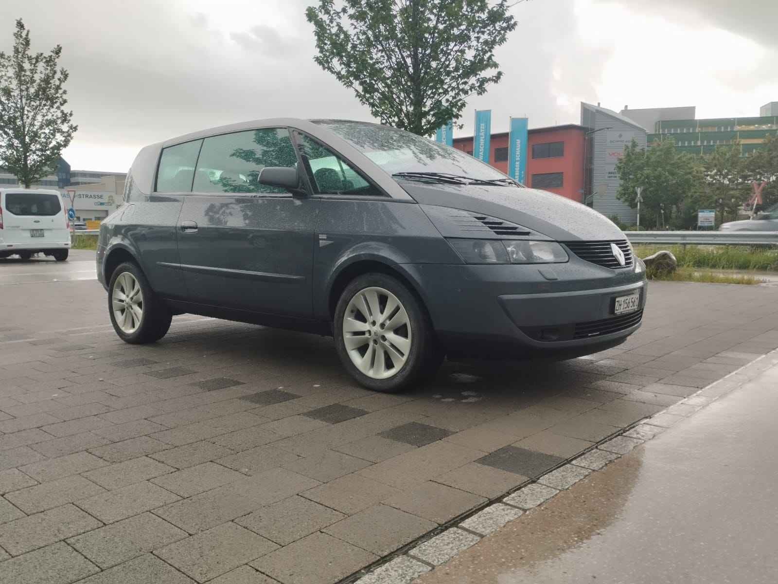 RENAULT 3.0 V6 24V Privilège