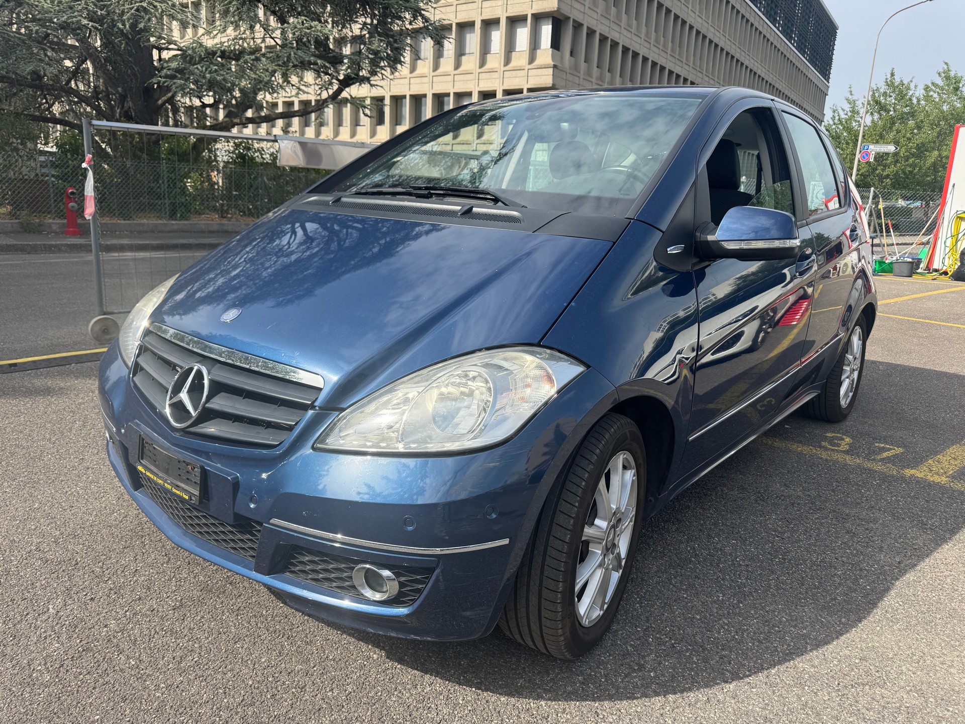 MERCEDES-BENZ A 180 (170) Elégance Autotronic
