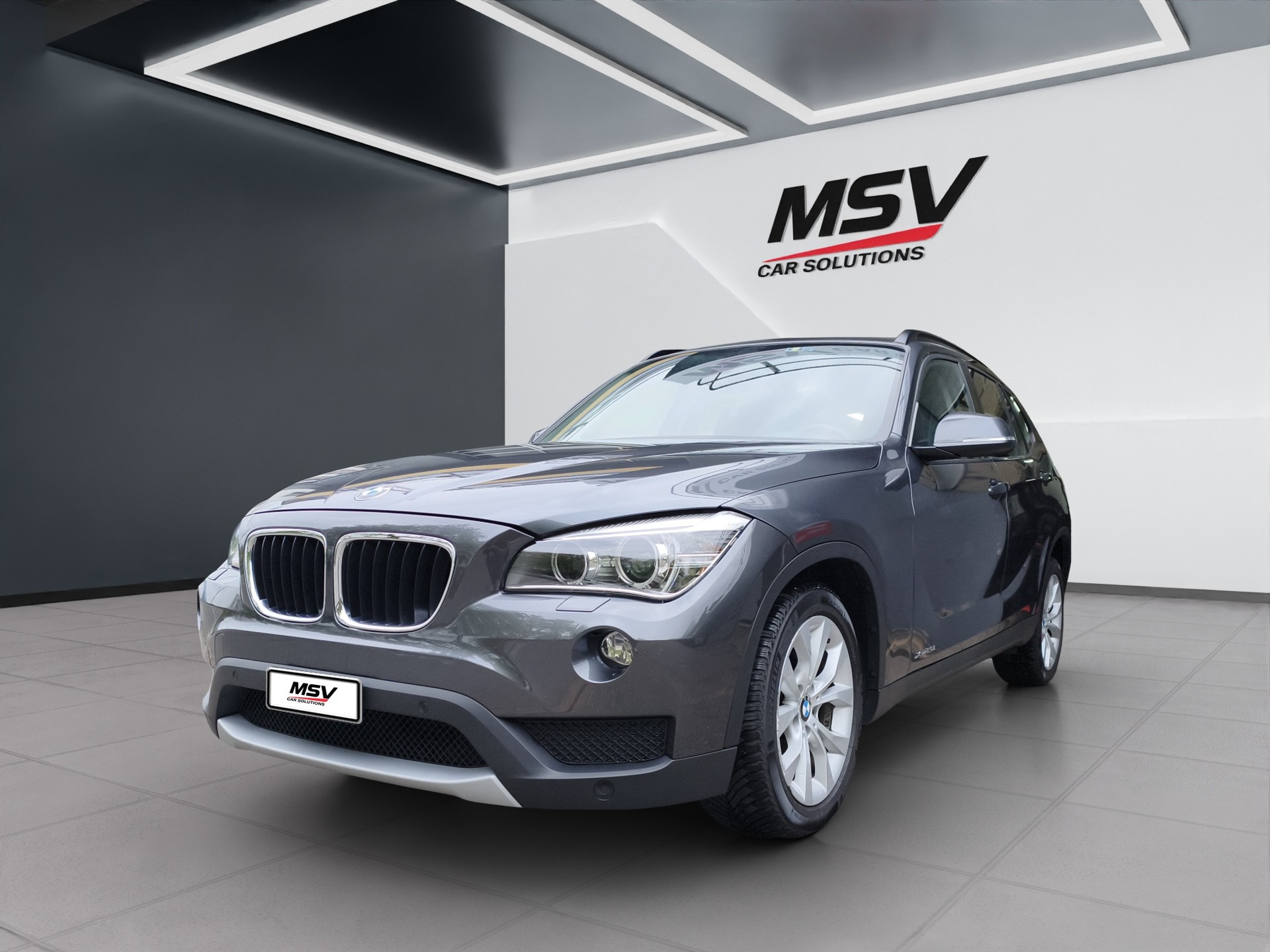 BMW X1 xDrive 20i Steptronic-image-6