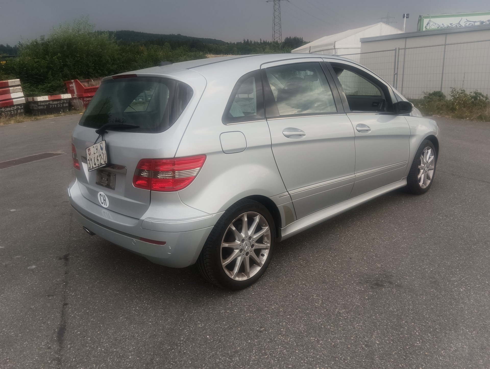 MERCEDES-BENZ A 170-image-2