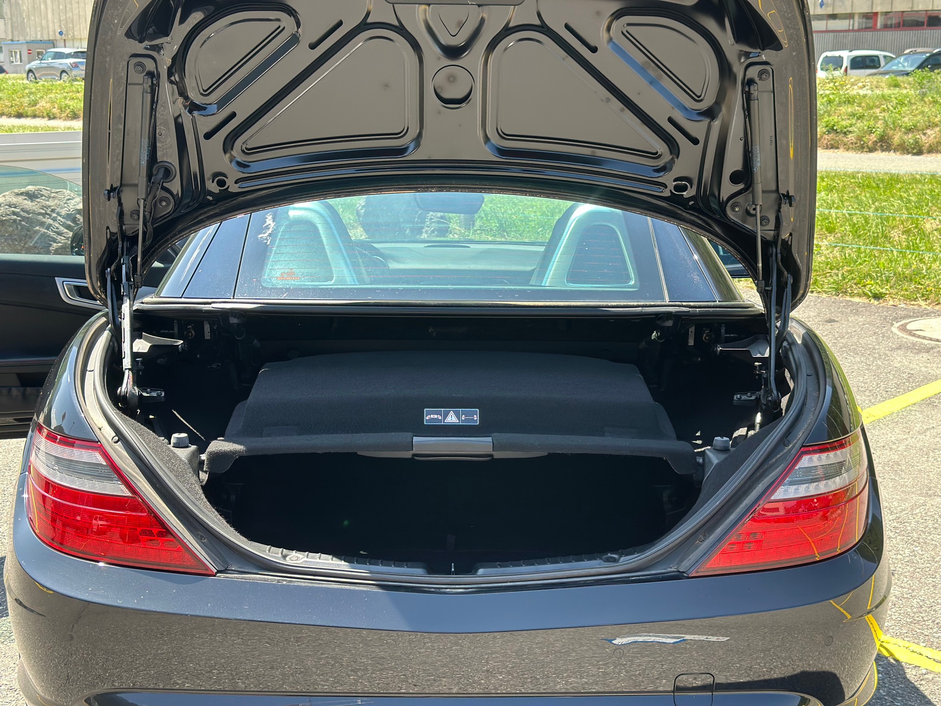 MERCEDES-BENZ SLK 300 9G-Tronic AMG LINE-image-27