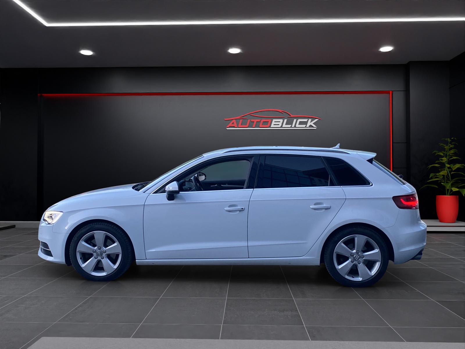 AUDI A3 Sportback 2.0 TDI Ambiente Quattro S-tronic 2.0 TDI Quattro (4x4) 184 PS | Automat | 109’000 km | Frisch ab MFK & Service-image-4