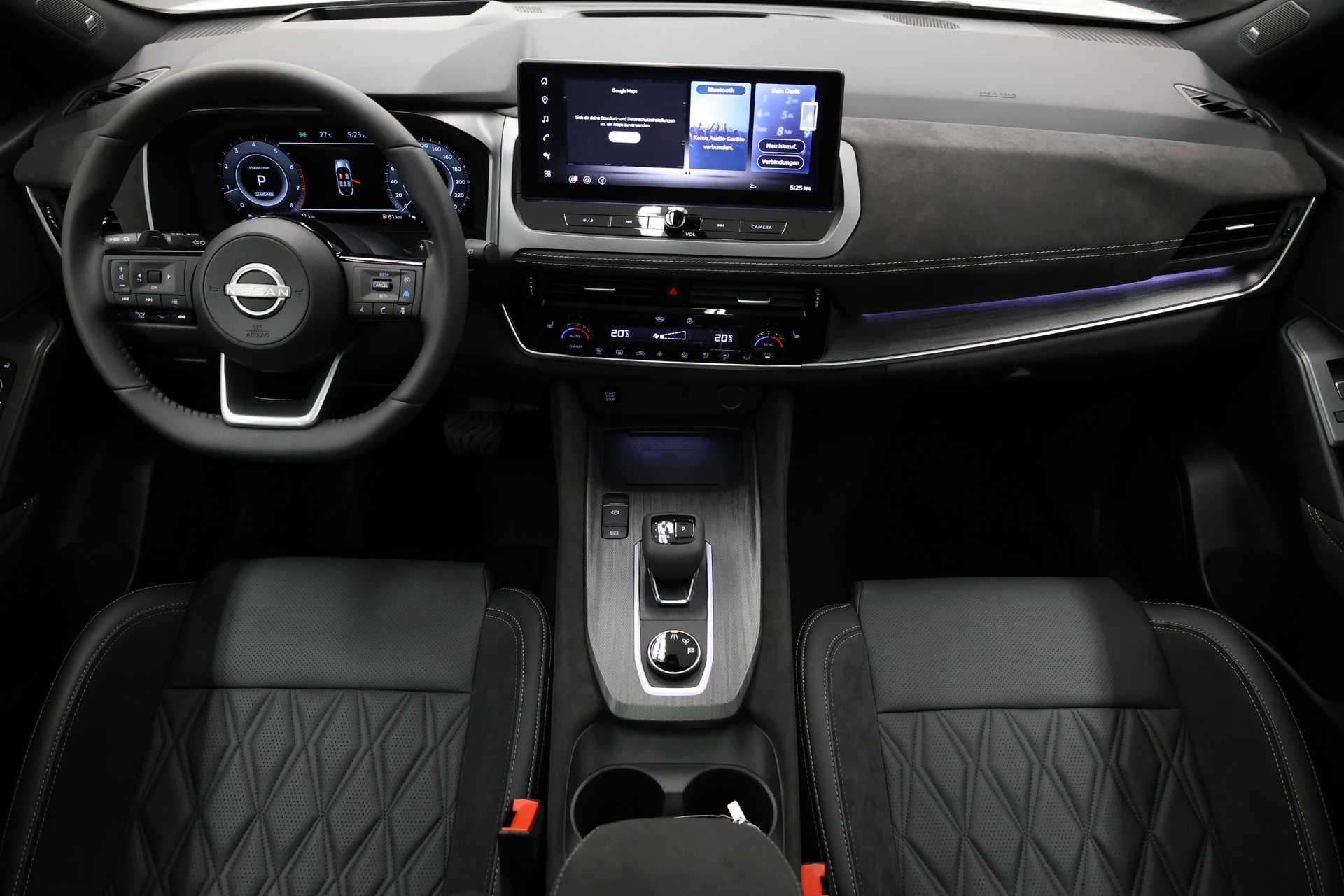 NISSAN Qashqai 1.3 DIG-T Tekna+ 4x4-image-13