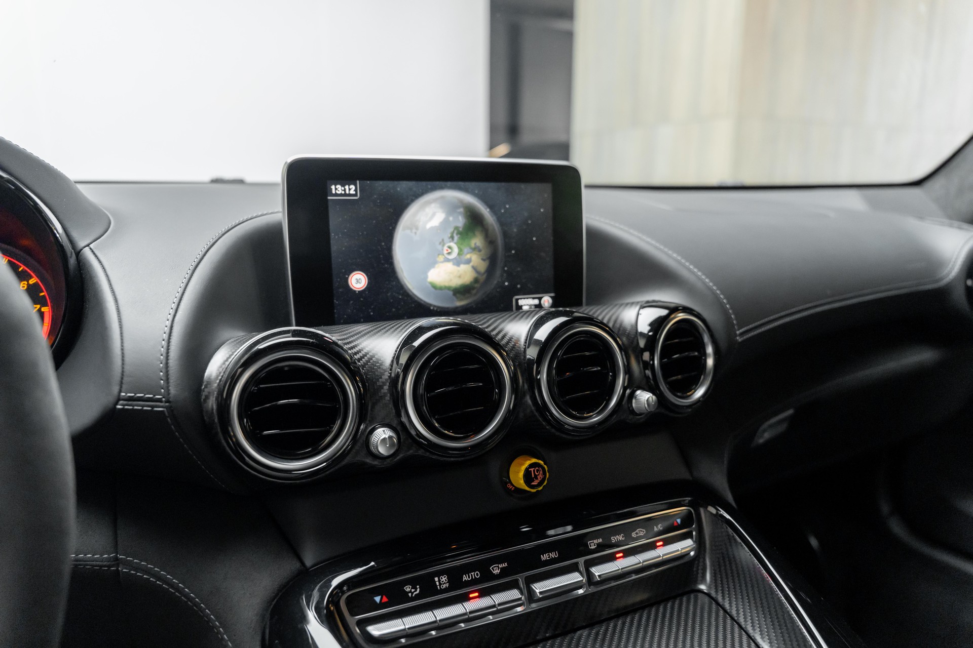 MERCEDES-BENZ AMG GT R Speedshift DCT-image-9
