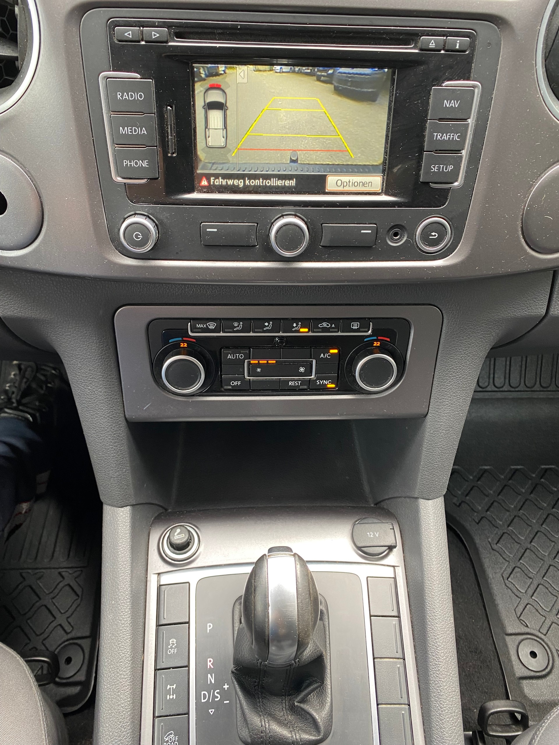 VW Amarok 2.0 BiTDI Highline 4Motion permanent A-image-4