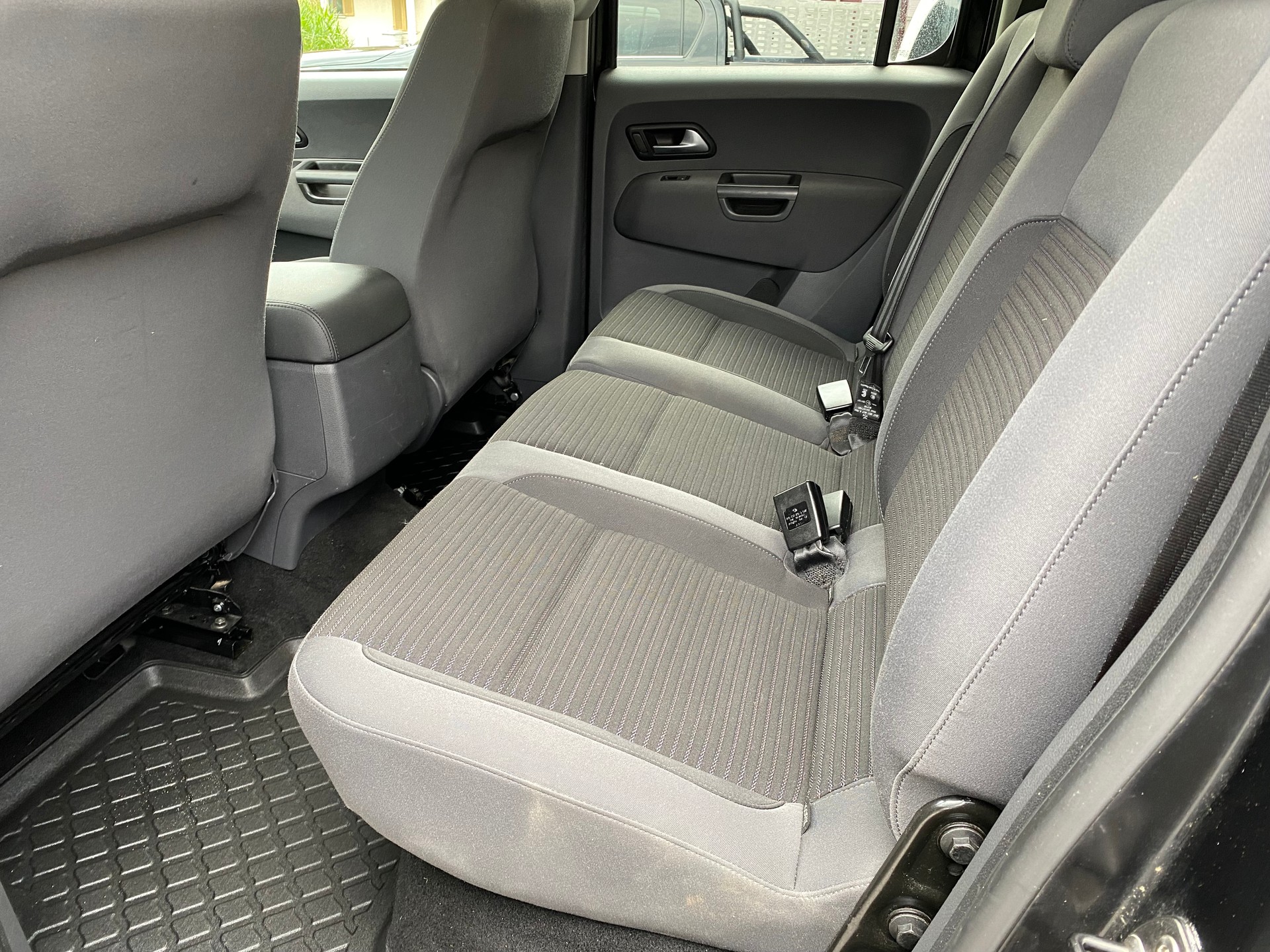 VW Amarok 2.0 BiTDI Highline 4Motion permanent A-image-8