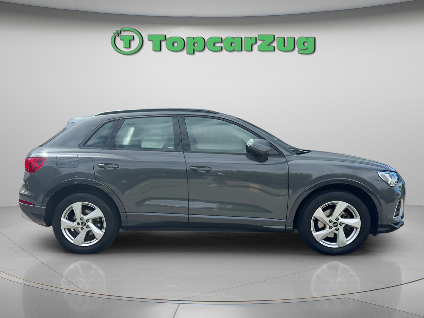 AUDI Q3 35 TDI advanced quattro S-tronic-image-4