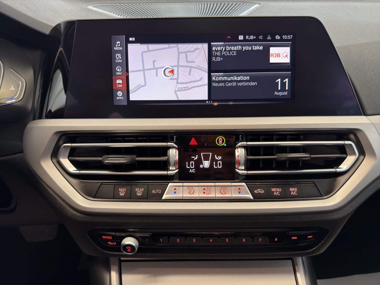 BMW 318d 48V Touring Steptronic-image-13