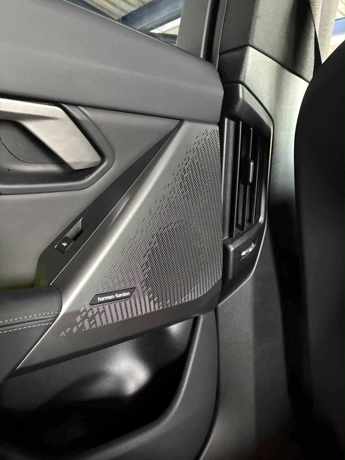 BMW 520d xDrive-image-17