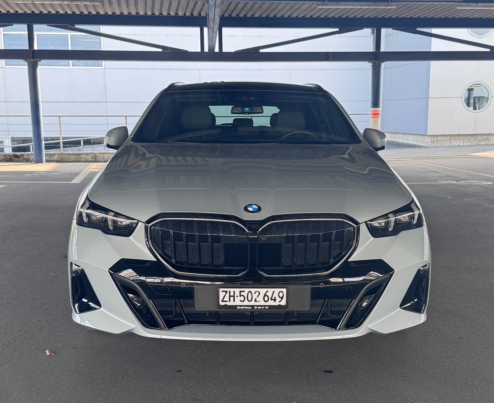 BMW 520d xDrive-image-6