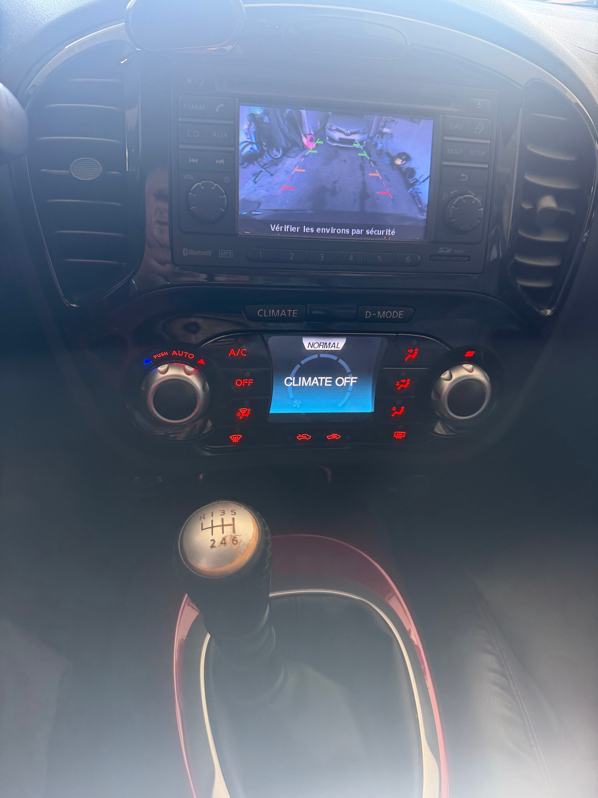 NISSAN Juke 1.6 DIG-T tekna-image-11