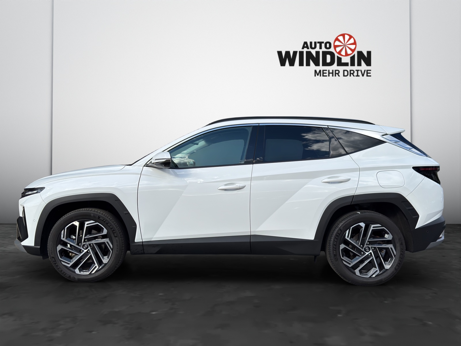 HYUNDAI Tucson 1.6 T-GDi HEV Vertex 4WD MY25-showroom-element-3