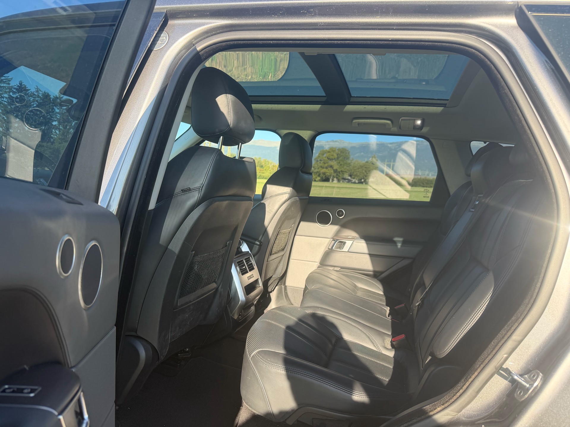 LAND ROVER Range Rover Sport 3.0 SDV6 Autobiography Automatic-image-13
