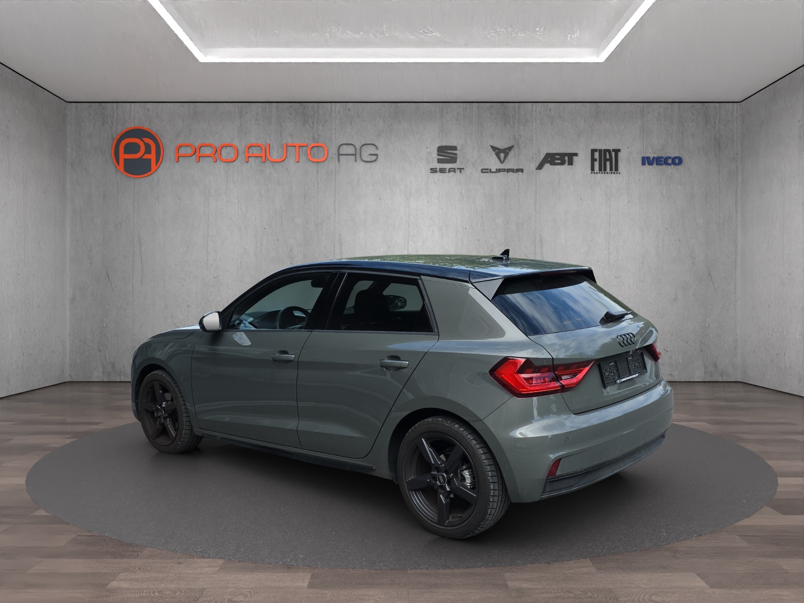 AUDI A1 Sportback 30 TFSI S Line Attraction S-tronic-showroom-element-2