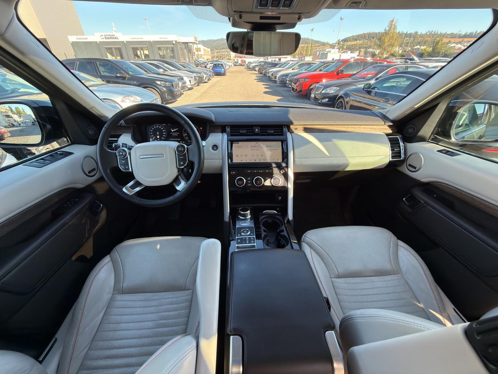 LAND ROVER Discovery 3.0 TDV6 HSE-image-9