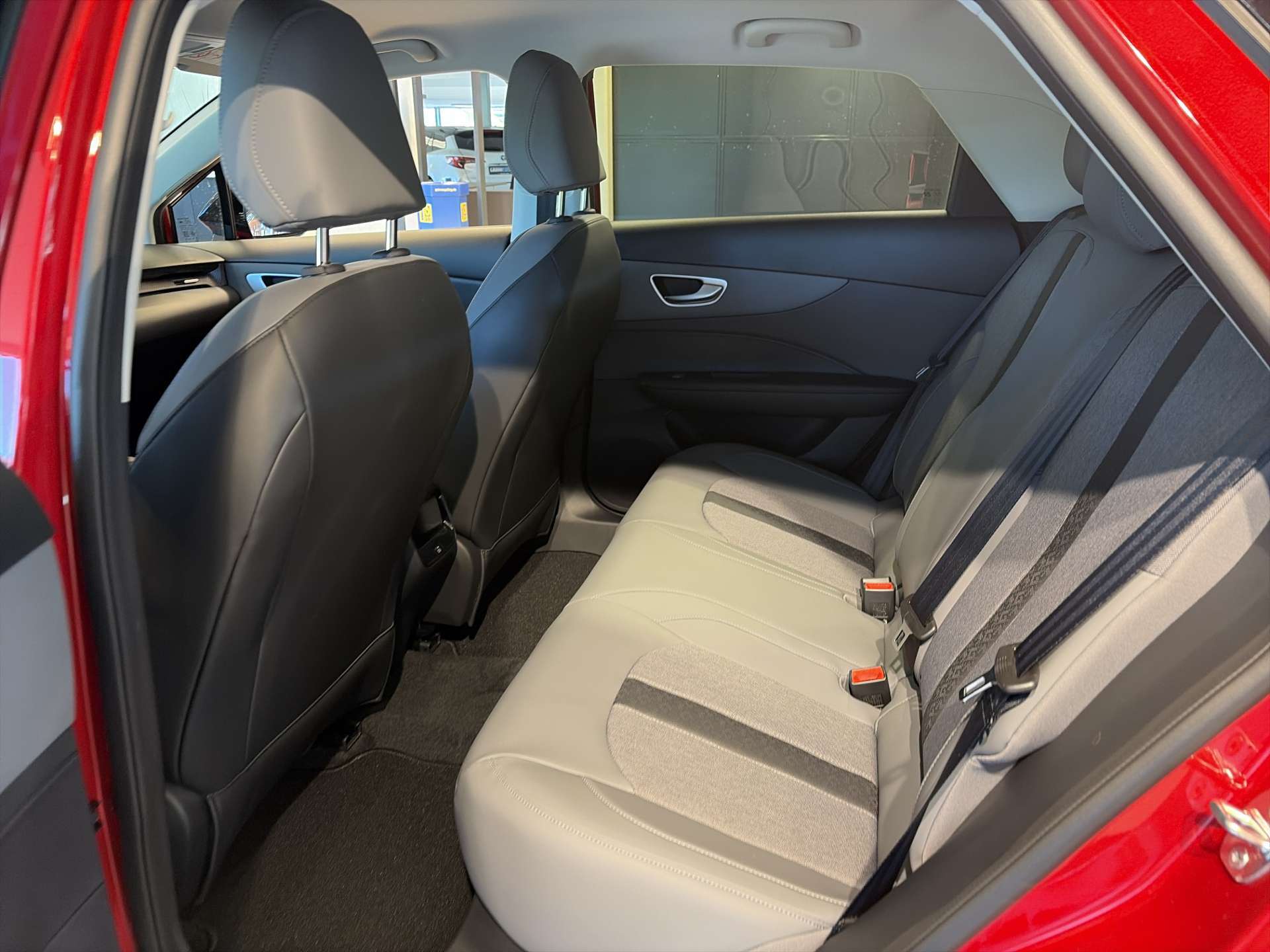MG 4 EV 64kWh Premium Facelift Automat-image-5
