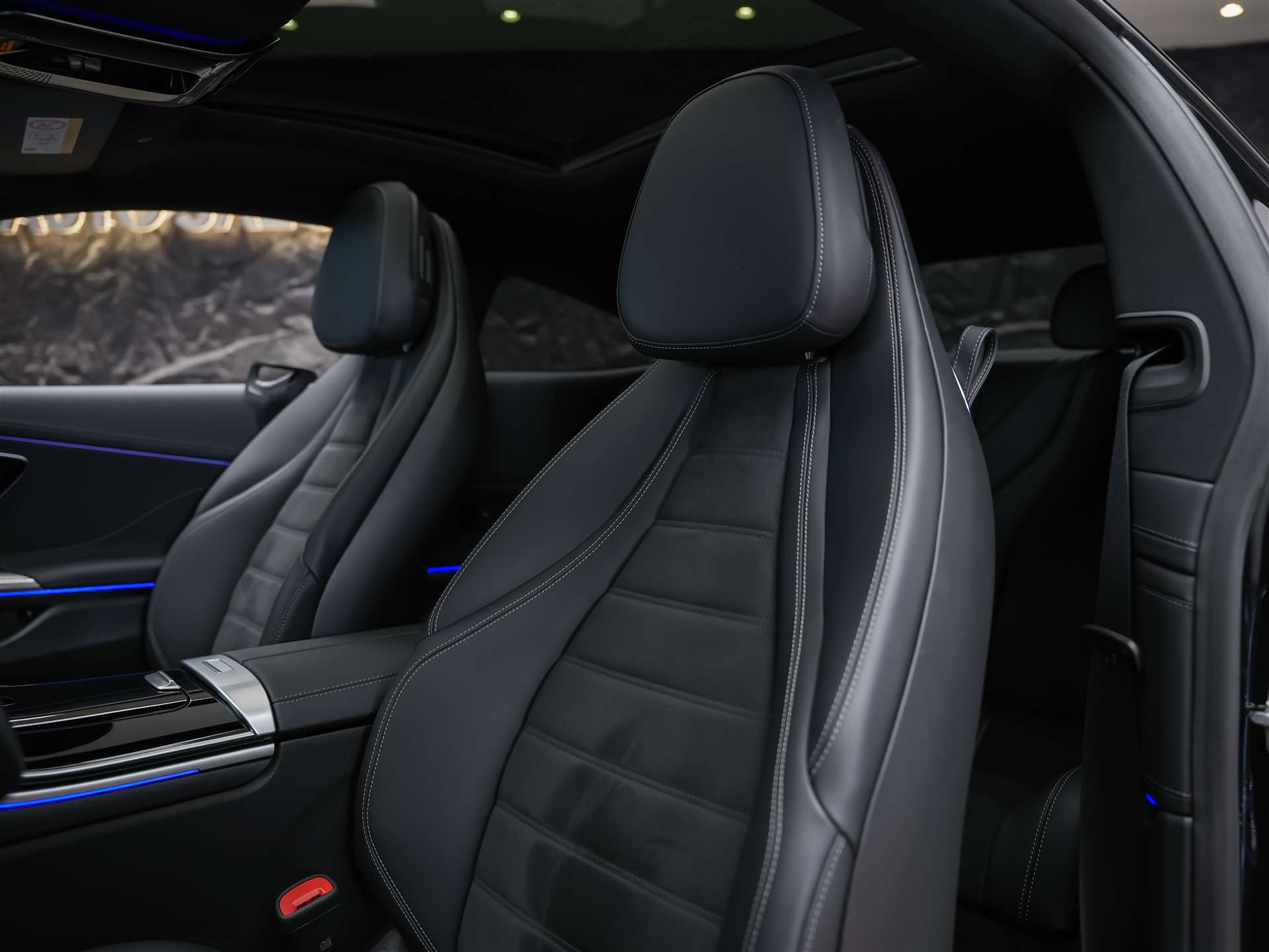 MERCEDES-BENZ CLE 200 AMG Line 4matic Coupé*Panorama*360° Kamera*Werksgarantie*-image-10
