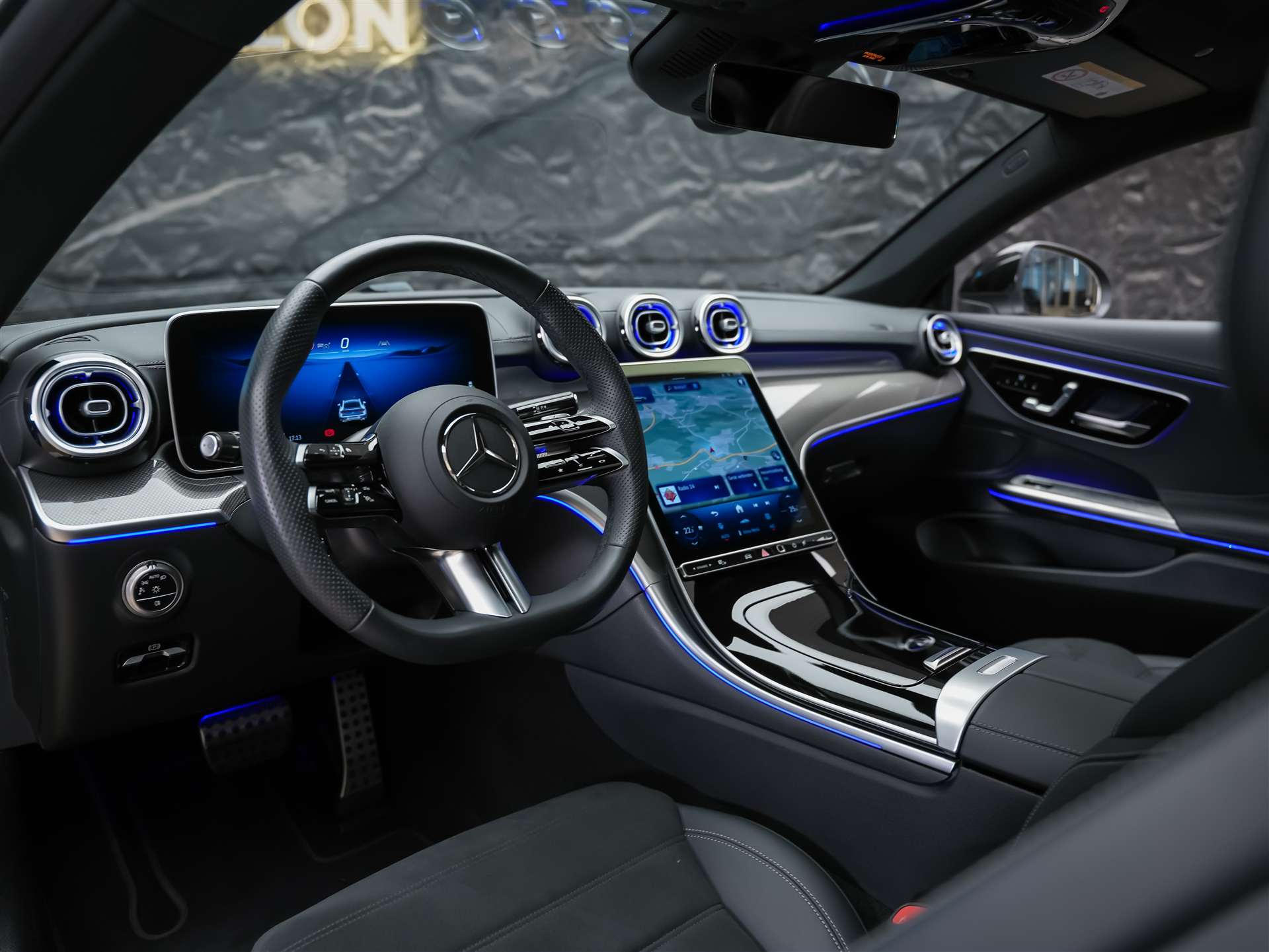 MERCEDES-BENZ CLE 200 AMG Line 4matic Coupé*Panorama*360° Kamera*Werksgarantie*-image-8