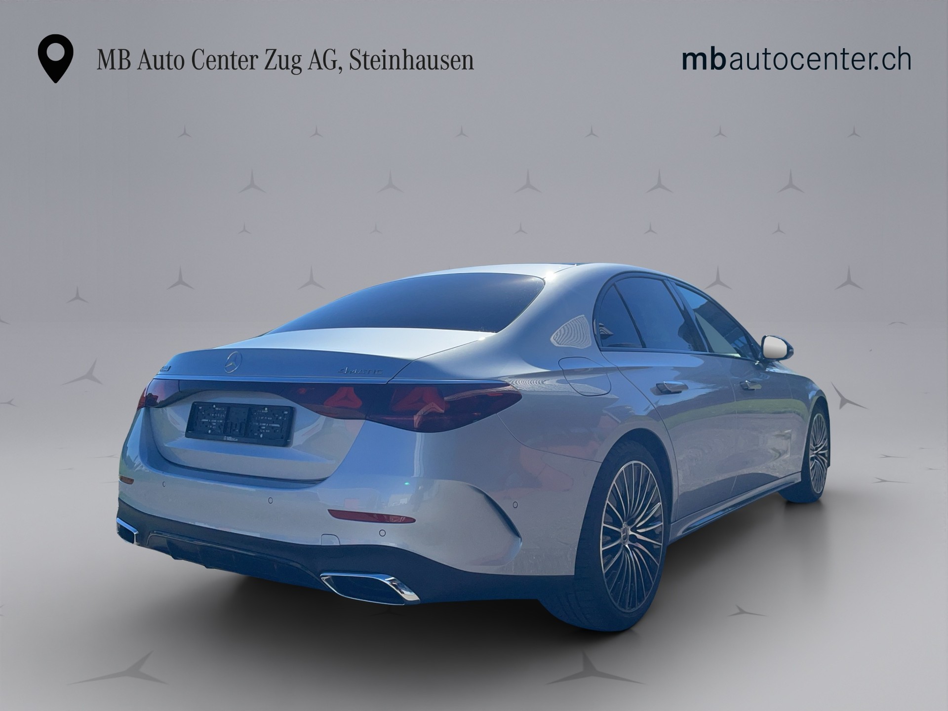 MERCEDES-BENZ E 200 AMG Line 4matic-image-5