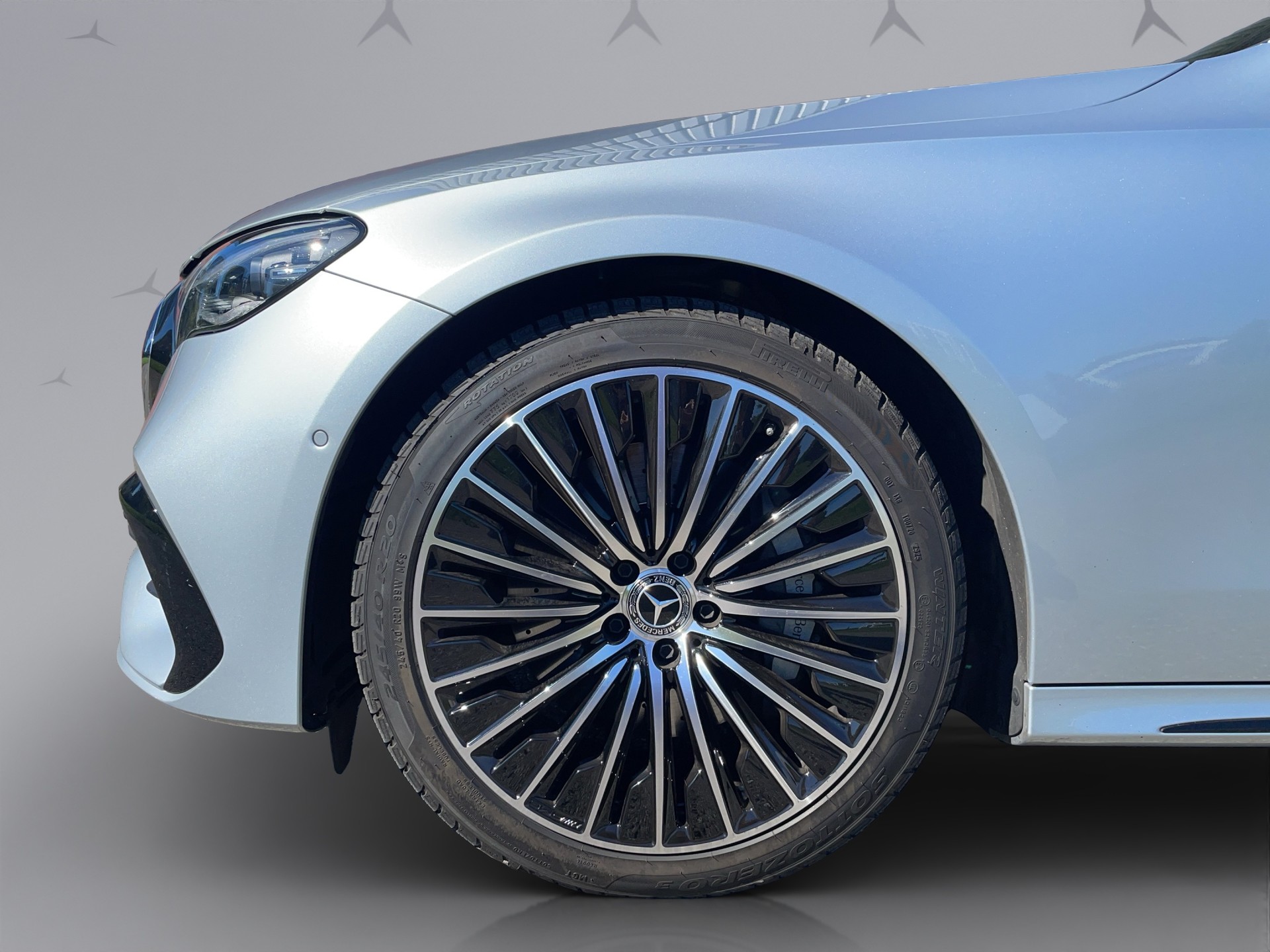 MERCEDES-BENZ E 200 AMG Line 4matic-showroom-element-2