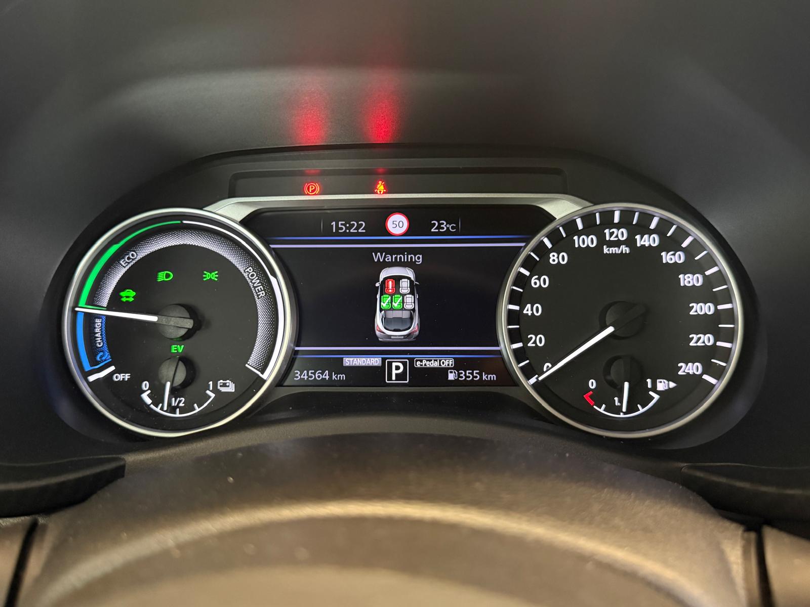 NISSAN Juke 1.6 FHEV Unplugged Limited Edition 130/500-image-16