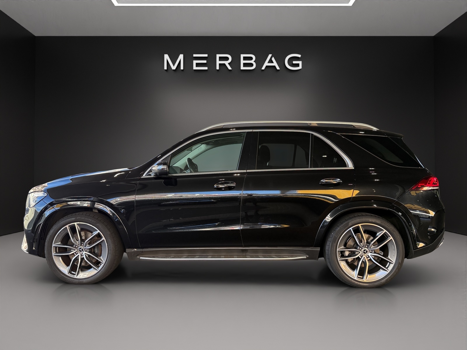 MERCEDES-BENZ GLE 350 d 4Matic AMG Line 9G-Tronic-image-4