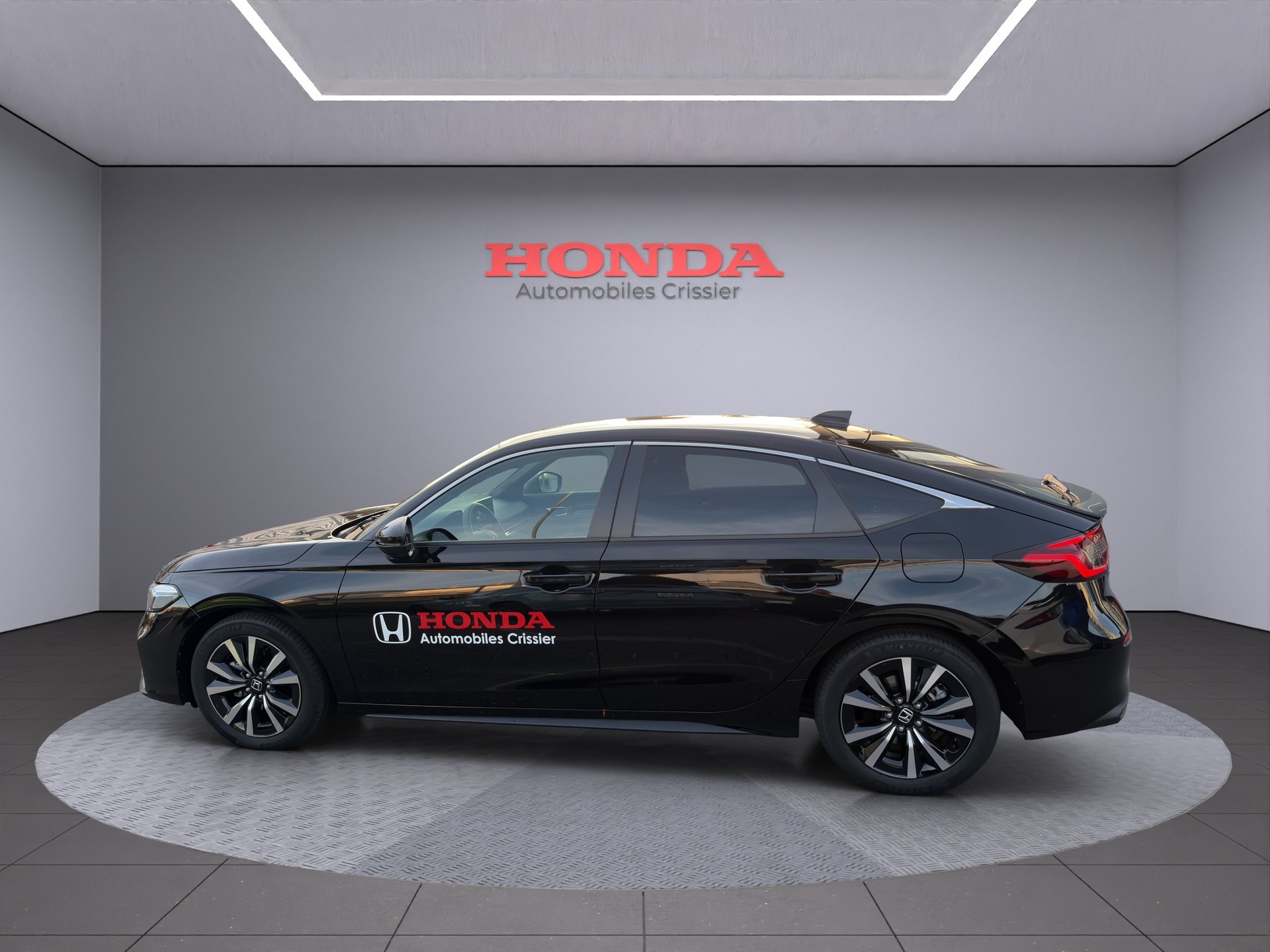 HONDA Civic 2.0 i-MMD Elegance-showroom-element-3