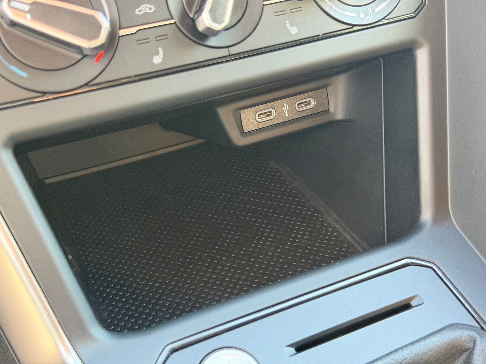 VW Polo 1.0 TSI Life-image-19