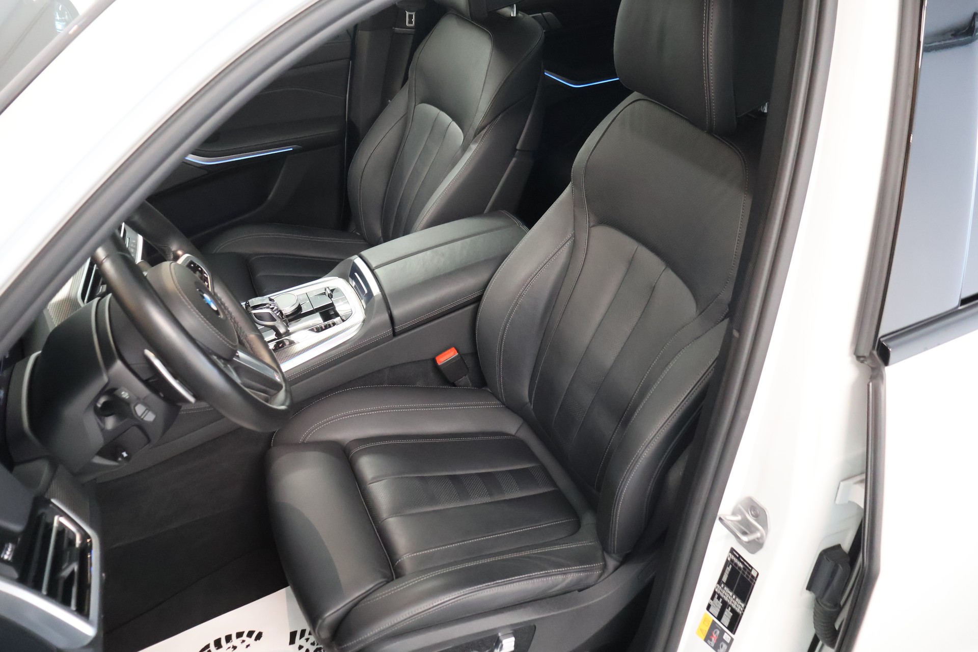 BMW X5 xDrive45e M Sport Steptronic-image-10