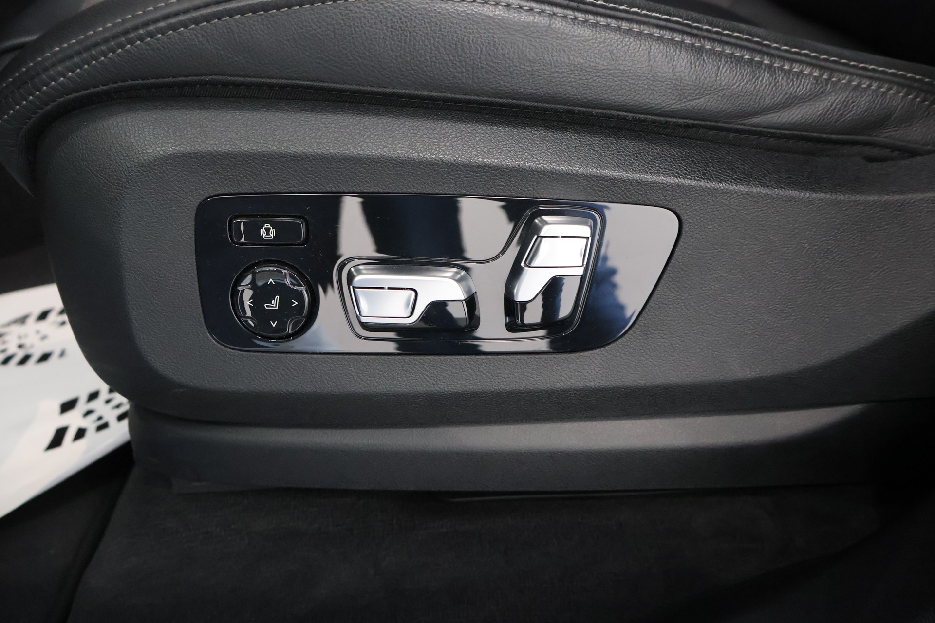BMW X5 xDrive45e M Sport Steptronic-image-26