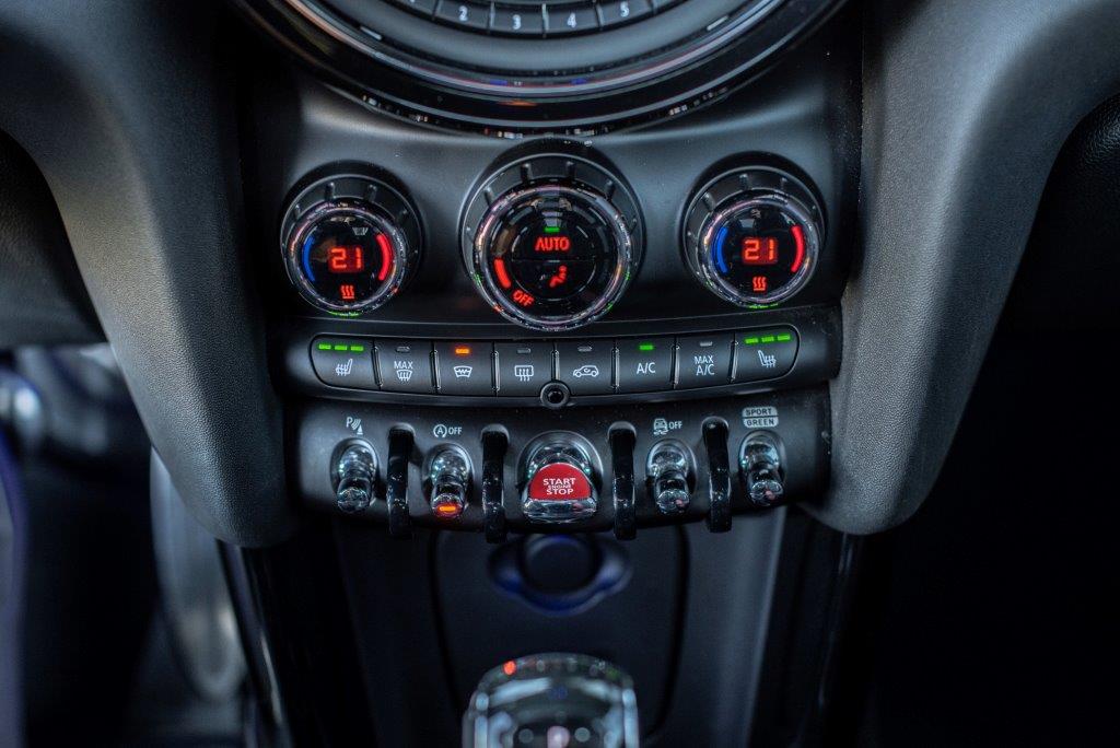 MINI Cooper JCW Cabriolet-image-15