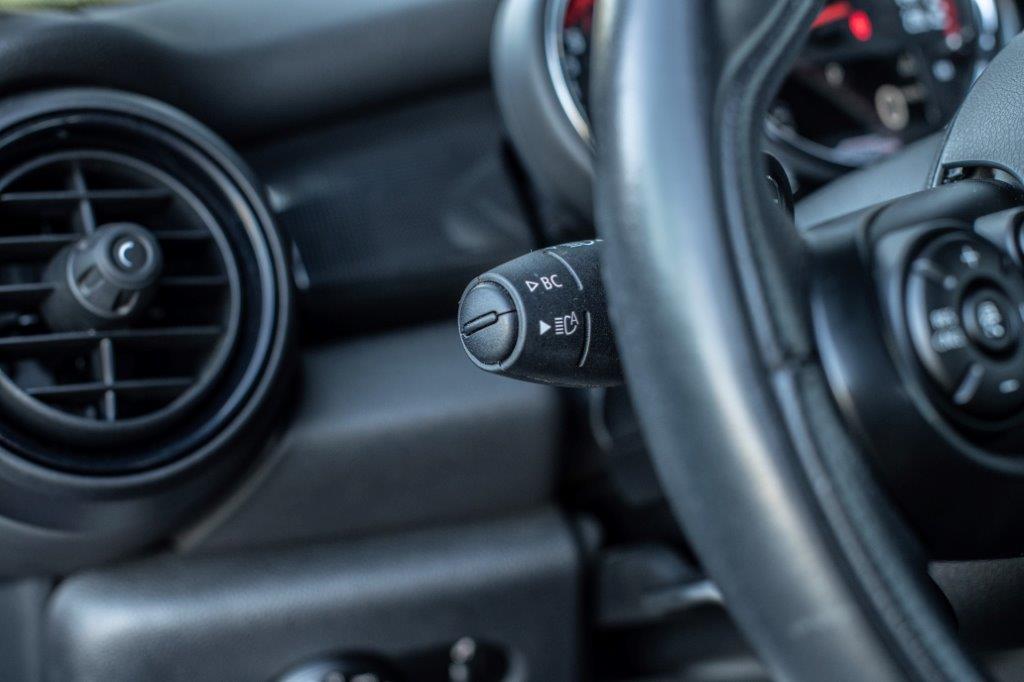 MINI Cooper JCW Cabriolet-image-19